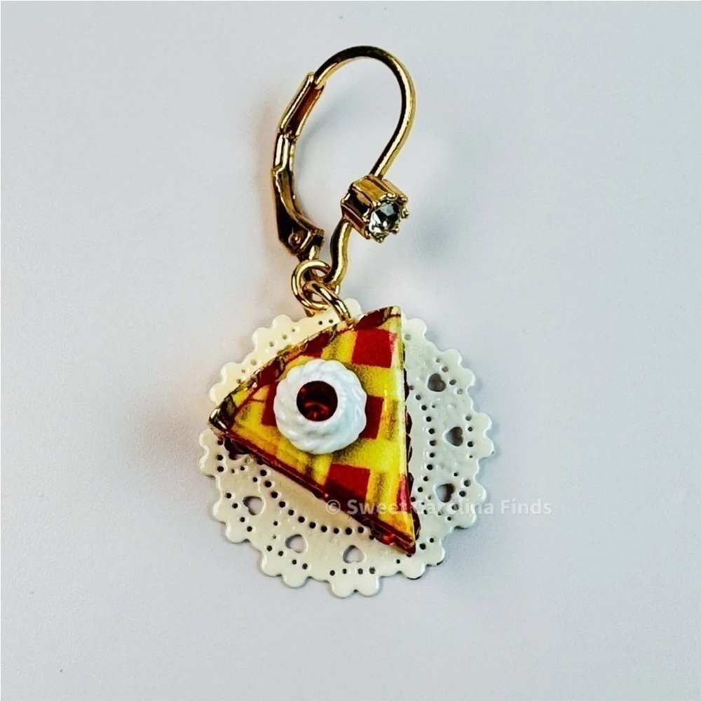 Betsey Johnson • Babycakes Pie & Mixer Earrings • Mismatch Drop • Gold Tone •NEW - Picture 3 of 7